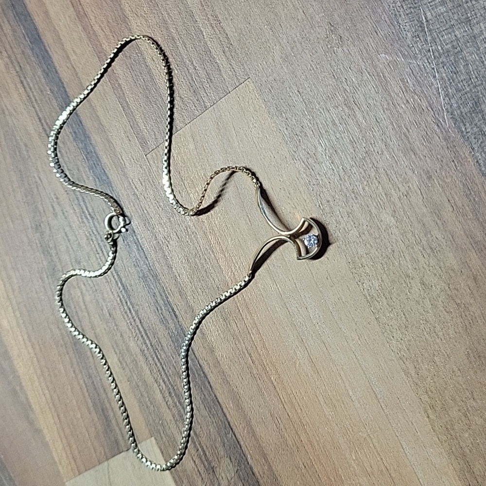 Dainty Vintage Gold Necklace